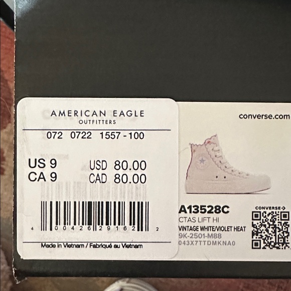 Converse - Picture 8 of 8